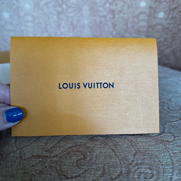 Louis Vuitton Gift Box and Receipt Holder Set with Ribbons - Picture 6 of 14
